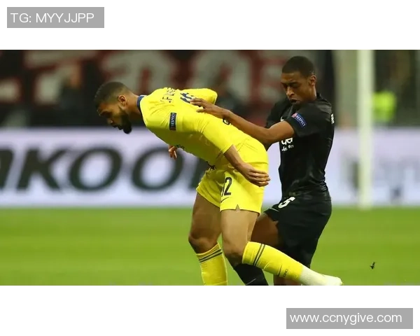 足球明星受伤后的应对措施与康复之路解析